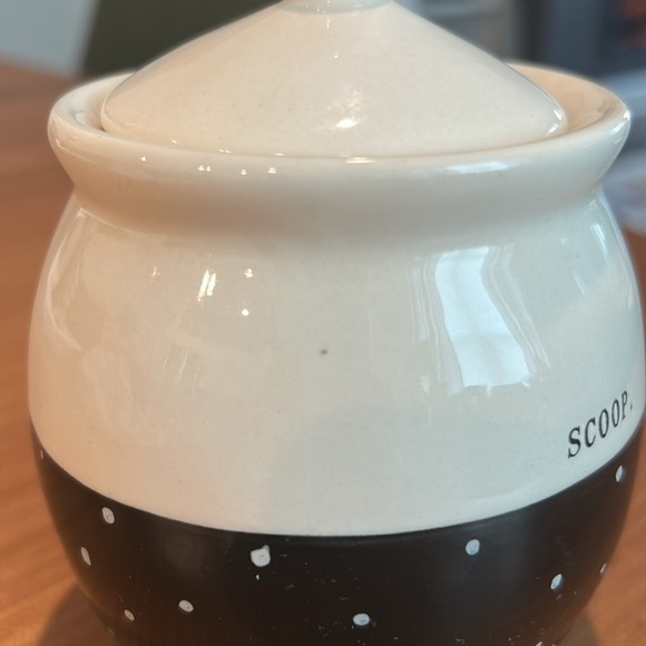 Rae Dunn “scoop” sugar dish with lid. Cream and black polka dot. RARE. - Picture 3 of 9